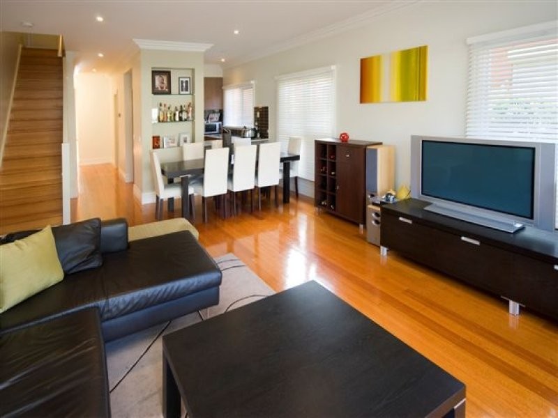 129 Beaconsfield Parade, Northcote VIC 3070
