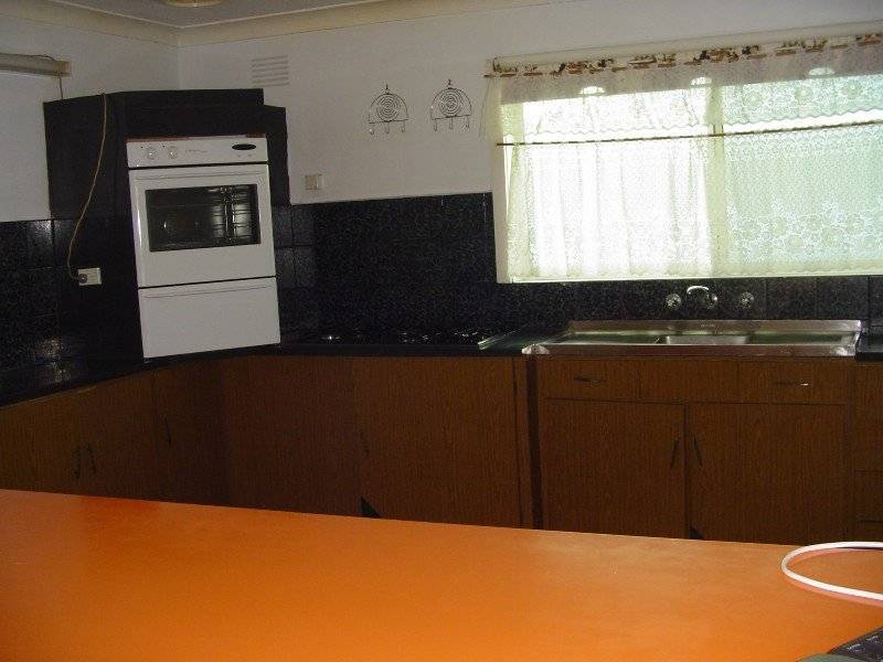 2 Suffolk Avenue, Coburg VIC 3058