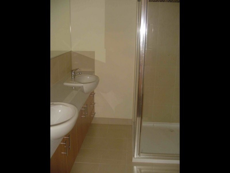 1/172 Elizabeth Street, Coburg North VIC 3058