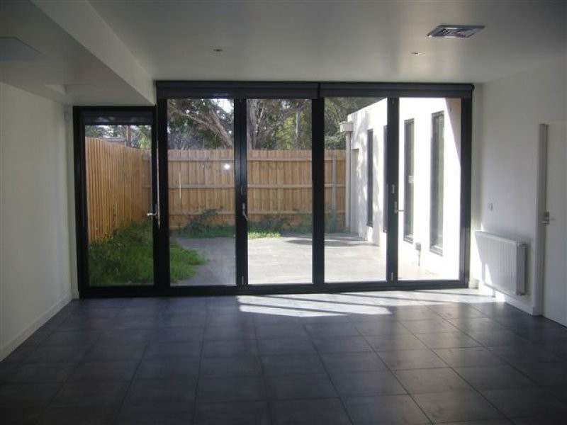 243a Mansfield Street, Thornbury VIC 3071