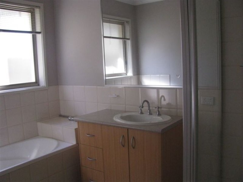 97a Gowrie Street, Glenroy VIC 3046