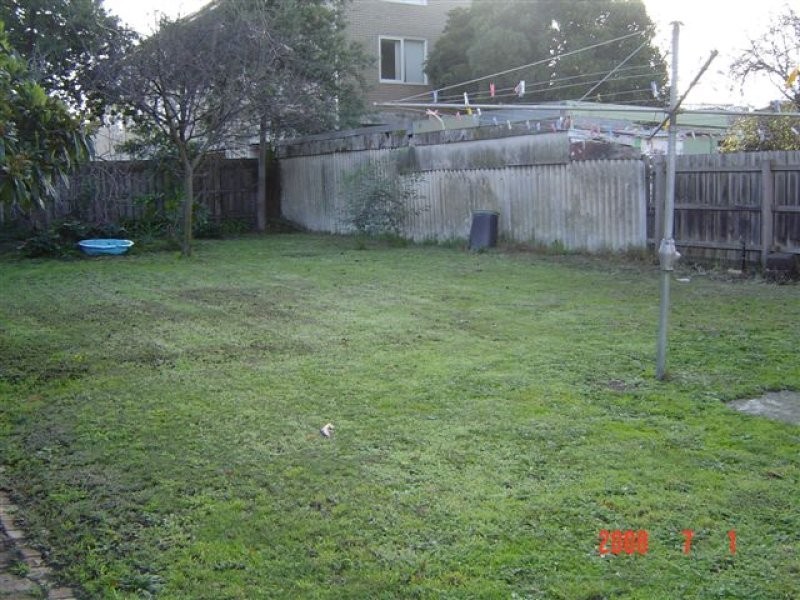 12 Brighton Avenue, Preston VIC 3072