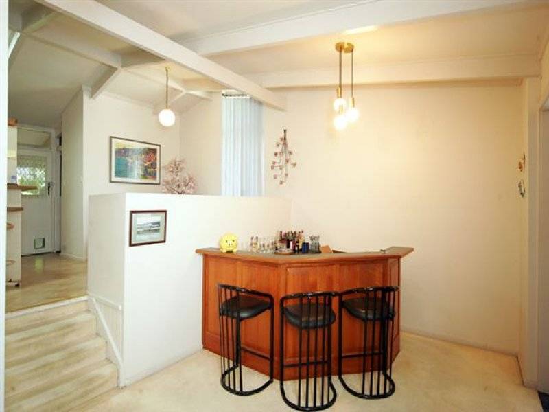 58 Down Drive, Valley View SA 5093