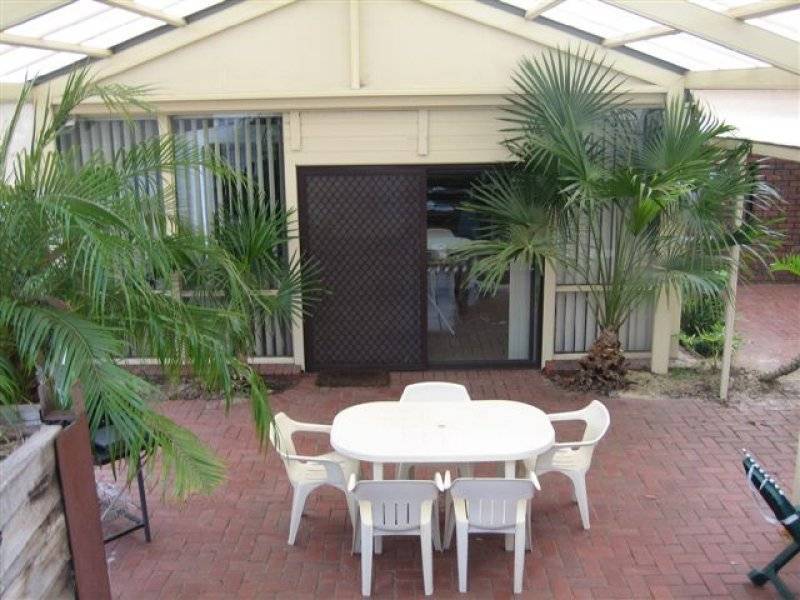9 Launceston Ave, Banksia Park SA 5091