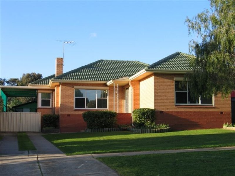 20 Milne Road, Para Hills SA 5096