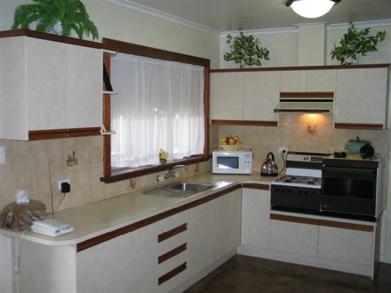 20 Milne Road, Para Hills SA 5096