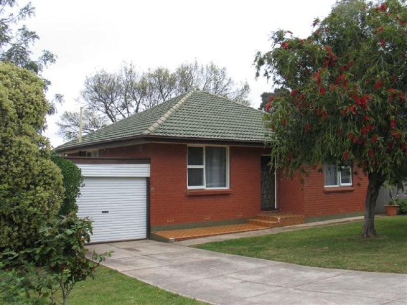 11 Hazel Grove, Ridgehaven SA 5097