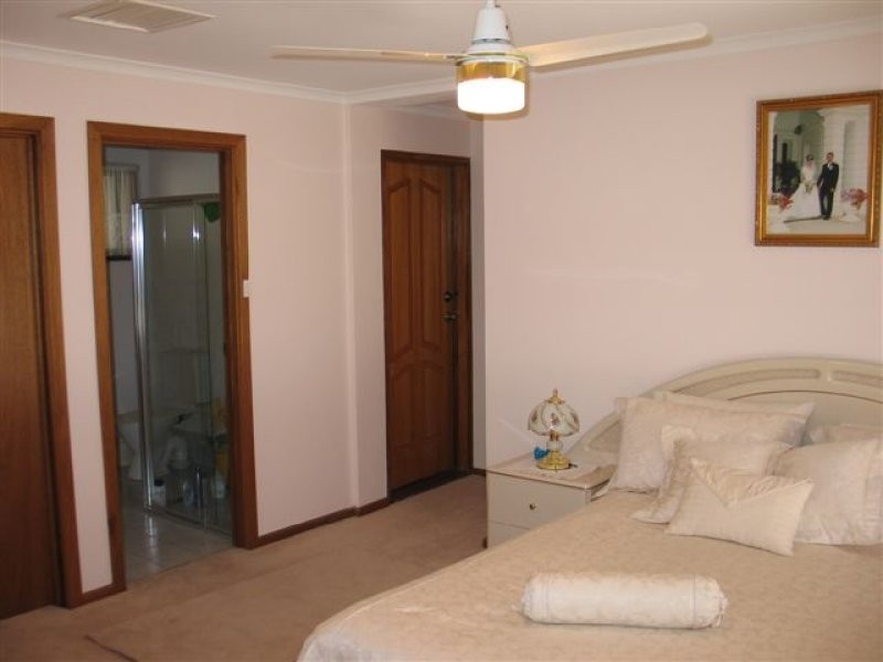 59 Berri Road, Hope Valley SA 5090