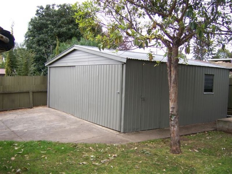 156 Brougham Drive, Valley View SA 5093