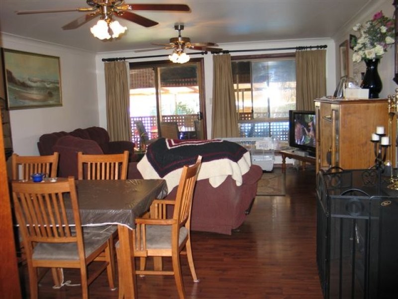 24 Telford Crescent, Modbury Heights SA 5092