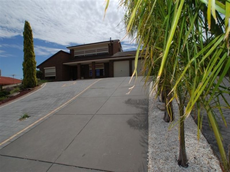 5 Hampton Court, Hillbank SA 5112