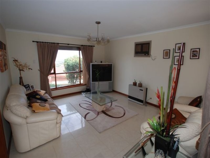 5 Hampton Court, Hillbank SA 5112