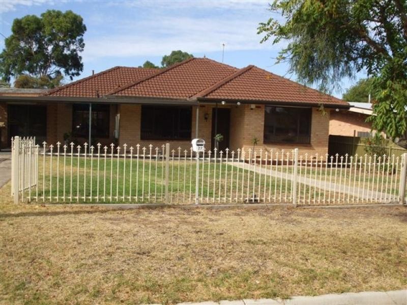 27 Kalina Avenue, Para Vista SA 5093