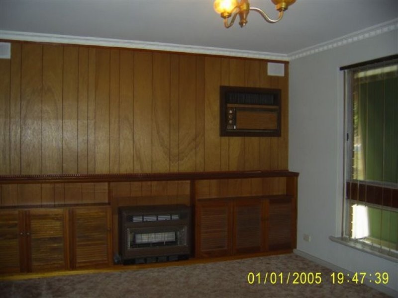 13 WENTWORTH DRIVE, Ingle Farm SA 5098