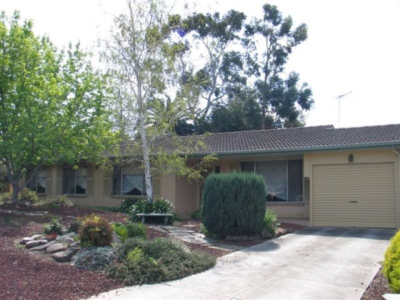 52 Flockhart Avenue, Valley View SA 5093
