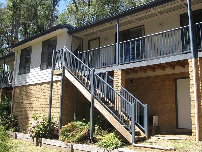 12 Silverparrot Road, Flowerdale VIC 3717