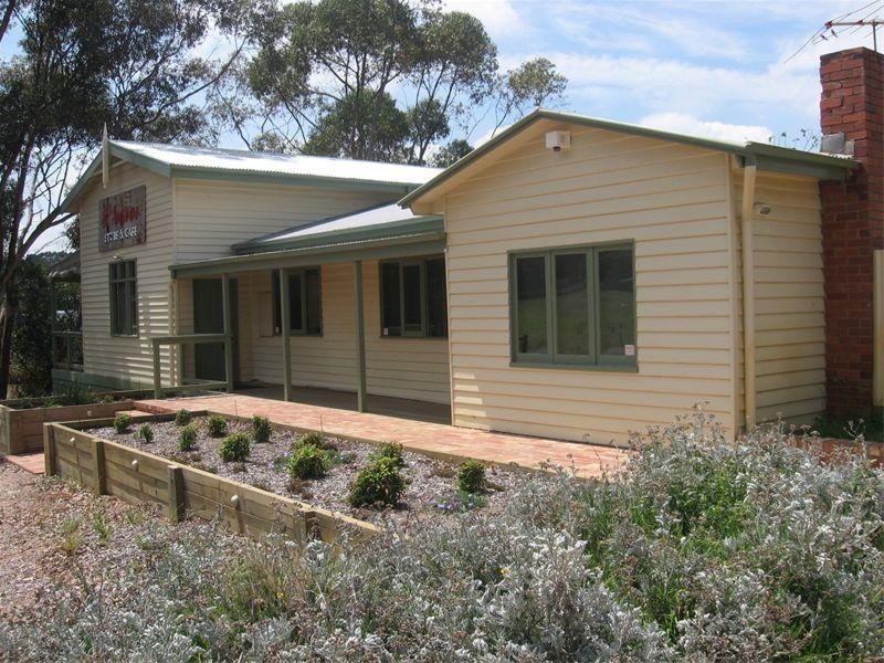 320 Eighth Avenue, Eden Park VIC 3757