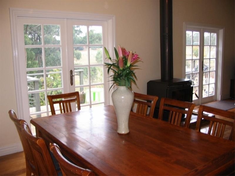 19 Koala Drive, Kinglake West VIC 3757