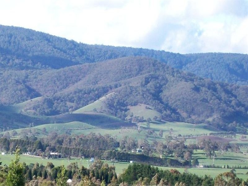 110 Third Avenue, Eden Park VIC 3757