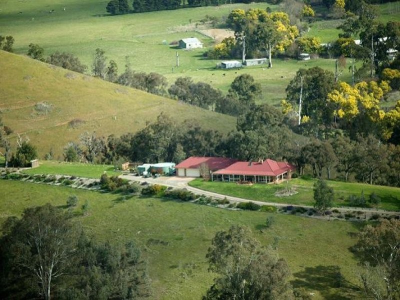 915 Upper King Creek Road, Flowerdale VIC 3717