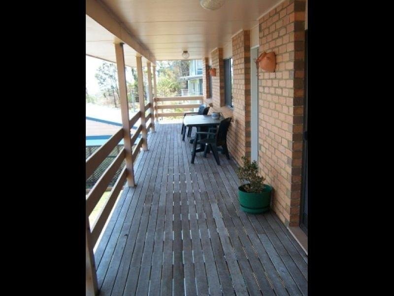 73 Rainbow Crescent, Dunwich QLD 4183