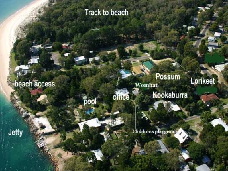 33 Ballow Street, Amity Point QLD 4183