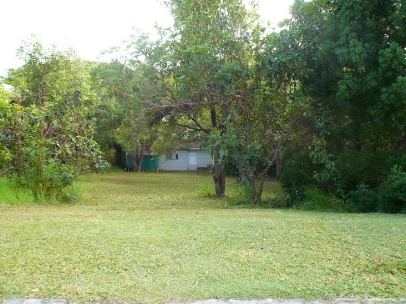 5 Galeen Street, Point Lookout QLD 4183