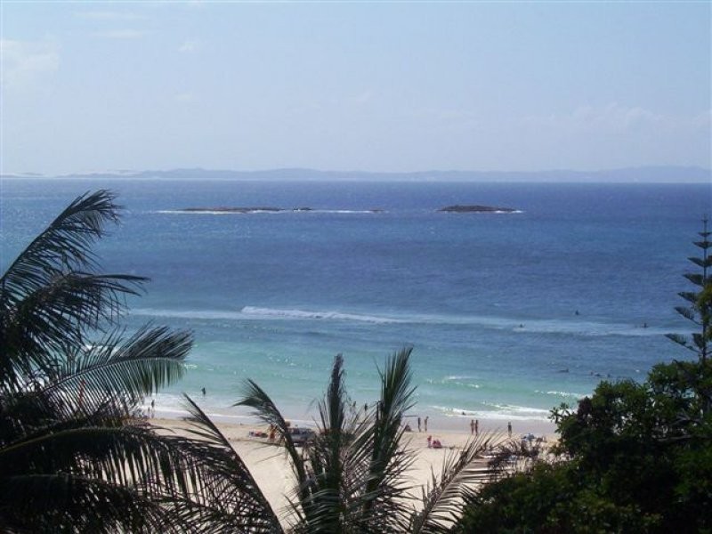 118 Mooloomba Road, Point Lookout QLD 4183