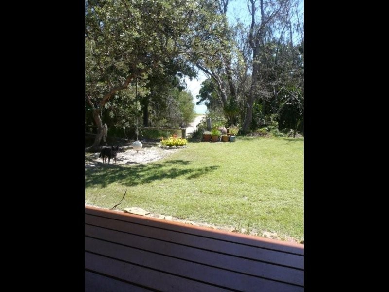 7 Macland Street, Amity Point QLD 4183