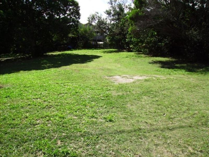 104 Mooloomba Road, Point Lookout QLD 4183