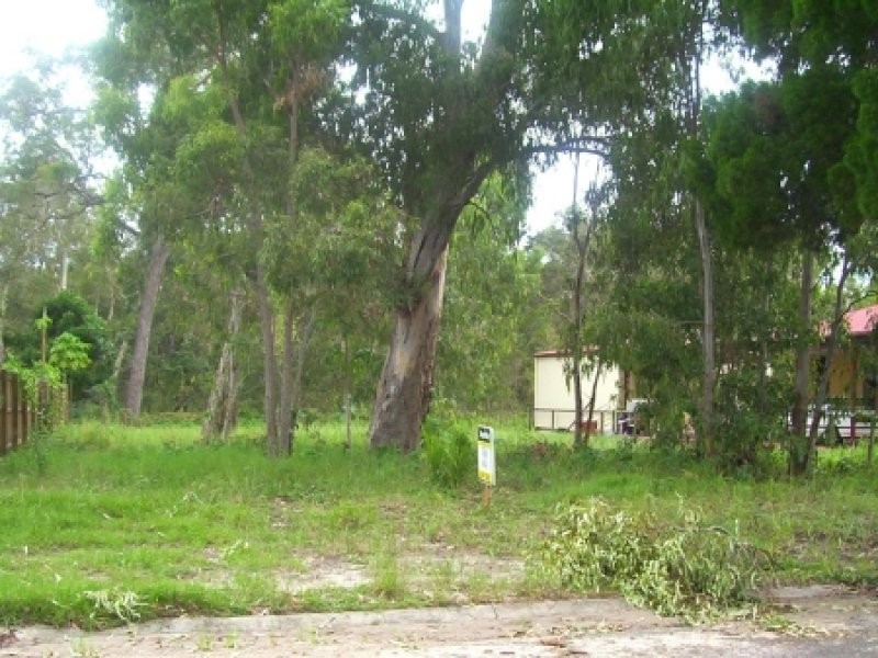 46 Kindarra Street, Amity Point QLD 4183
