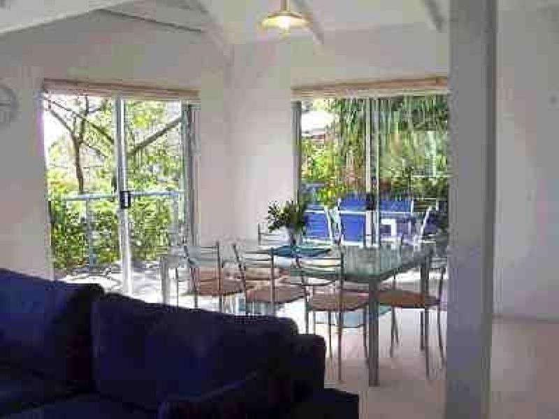 3 Donohue Street, Point Lookout QLD 4183