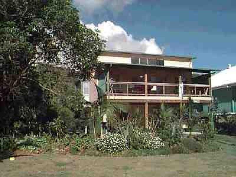 130 Tramican Street, Point Lookout QLD 4183