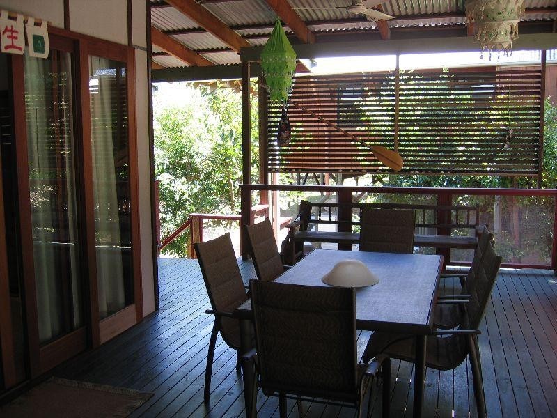 5 Bimba Street, Point Lookout QLD 4183