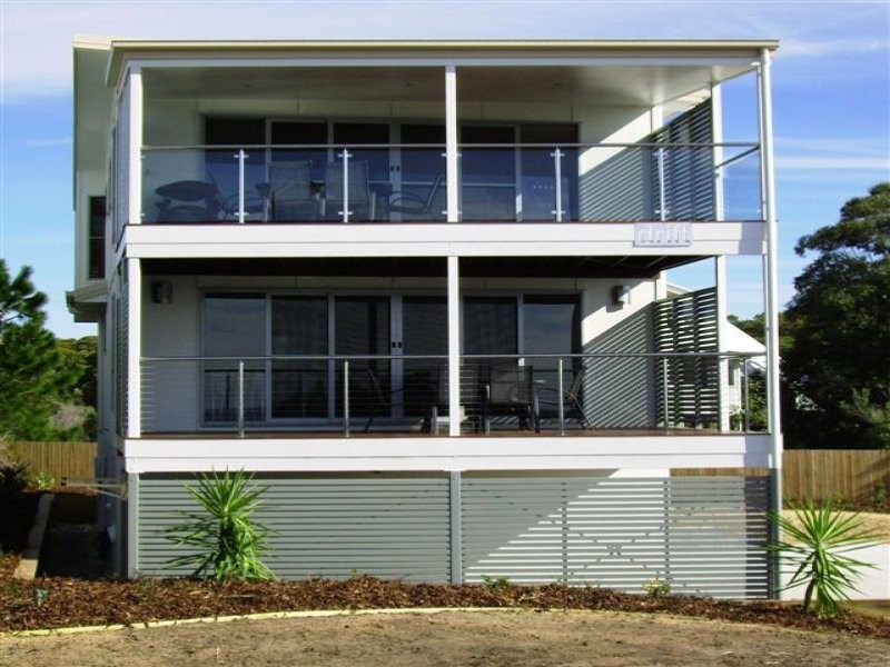 4 Pratt Court, Point Lookout QLD 4183