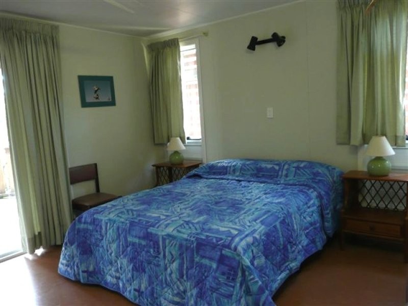 1 Bimba Street, Point Lookout QLD 4183