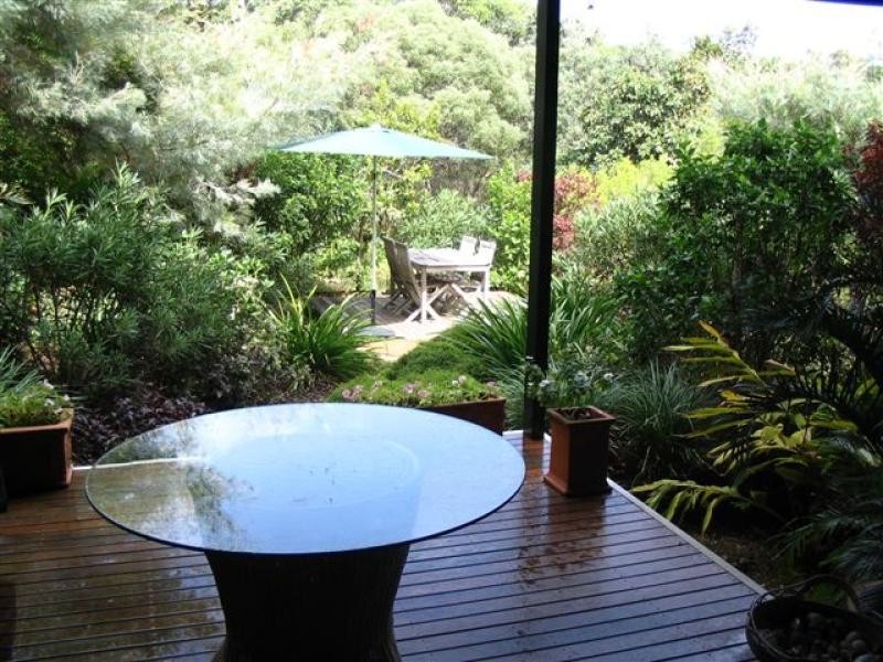 6 Billa Street, Point Lookout QLD 4183