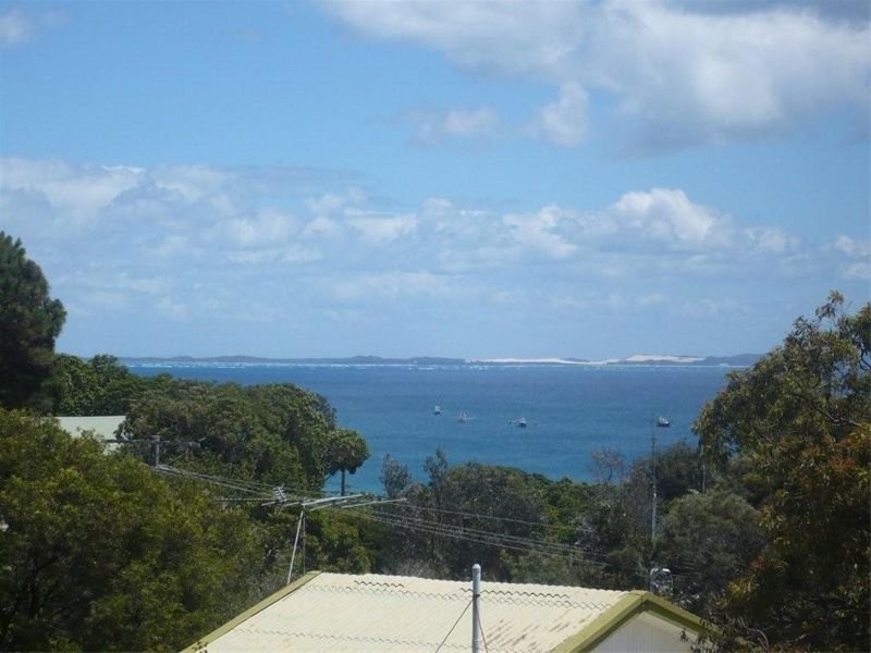 2/38 Booran Street, Point Lookout QLD 4183