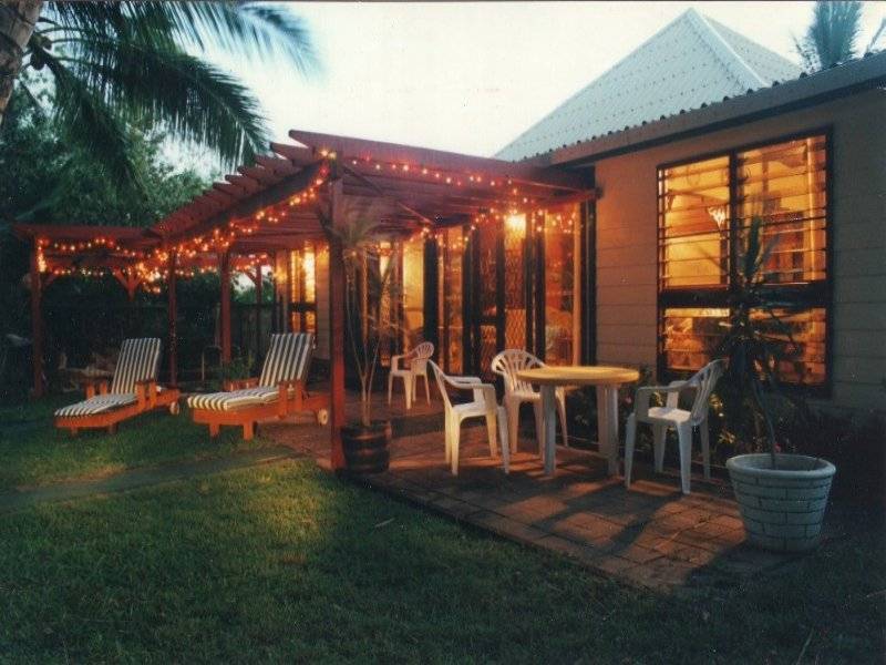 28 Reef St, Saunders Beach QLD 4818