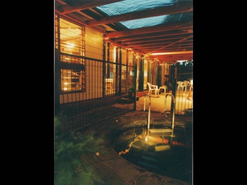 28 Reef St, Saunders Beach QLD 4818