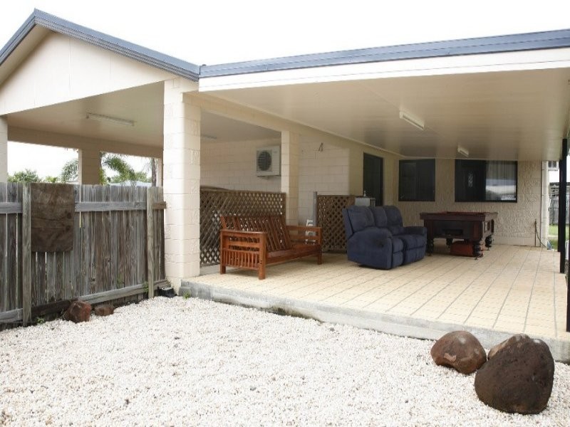 16 Brenton Circuit, Deeragun QLD 4818