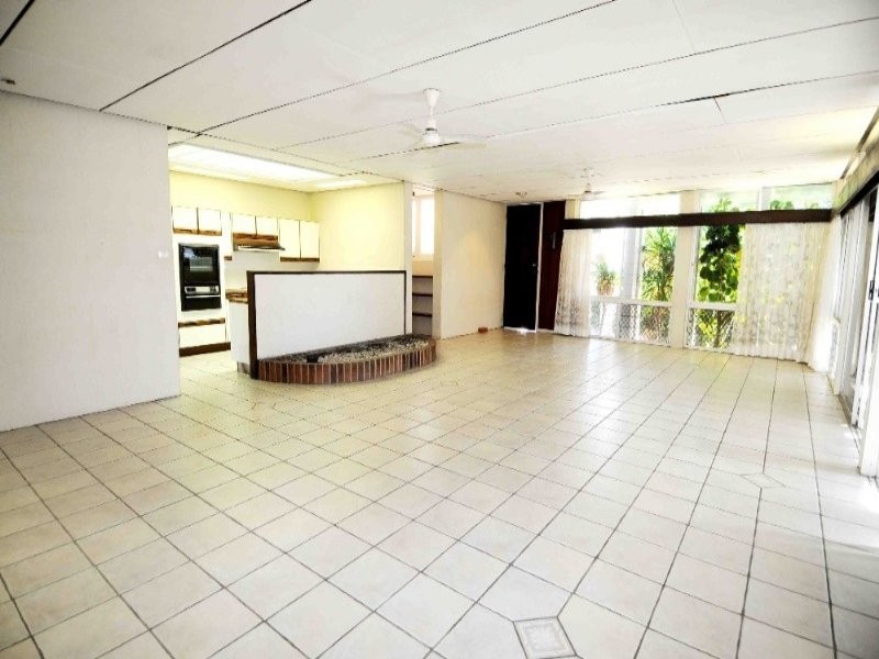 53 The Esplanade, Pallarenda QLD 4810