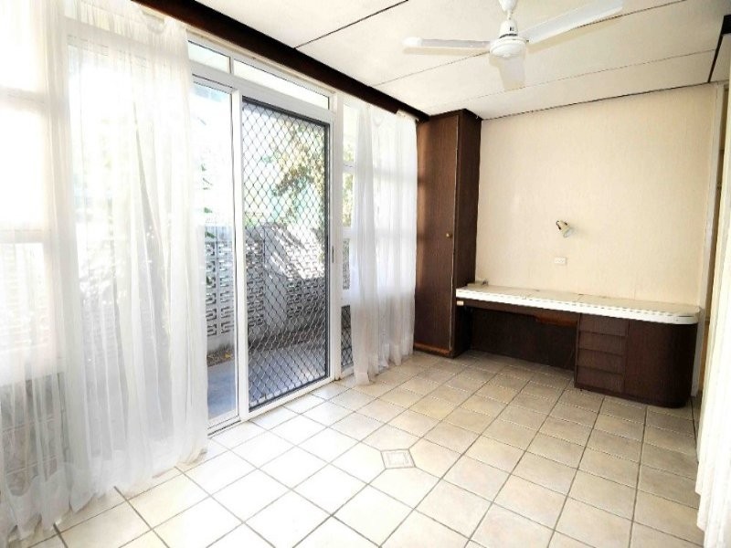 53 The Esplanade, Pallarenda QLD 4810