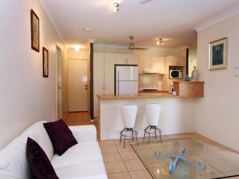 9 Curtin Place, Douglas QLD 4814