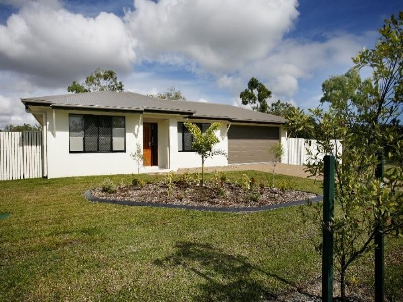 29 Coolaree Drive, Bushland Beach QLD 4818