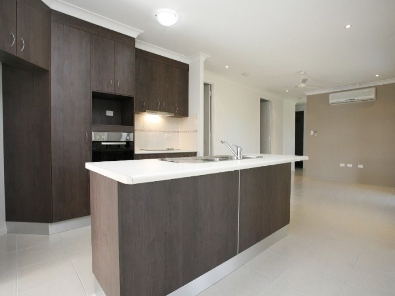 29 Coolaree Drive, Bushland Beach QLD 4818