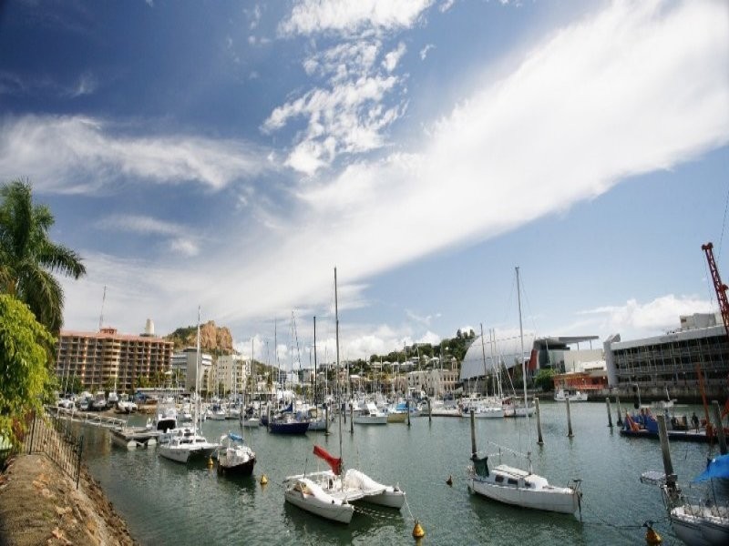 128 Boundary Street, Railway Estate QLD 4810