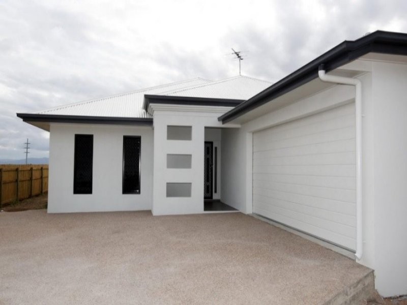 14 Adrian Rise, Mount Louisa QLD 4814