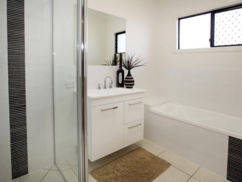 14 Adrian Rise, Mount Louisa QLD 4814