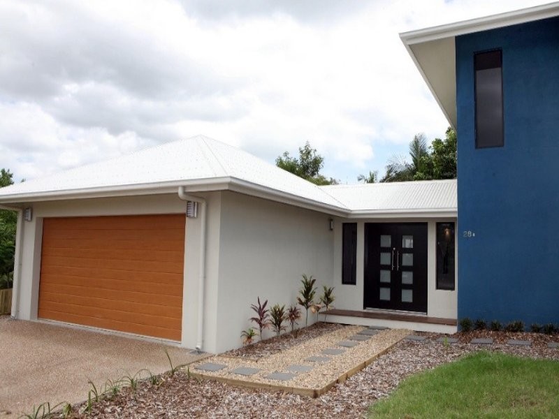 28B Jamaica Cresc, Bushland Beach QLD 4818